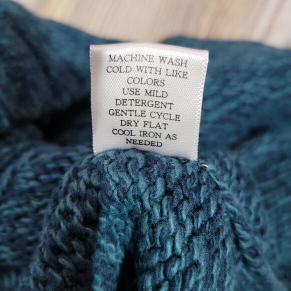 Turquoise & Navy Crop Knit Sweater Medium - Picture 11 of 12